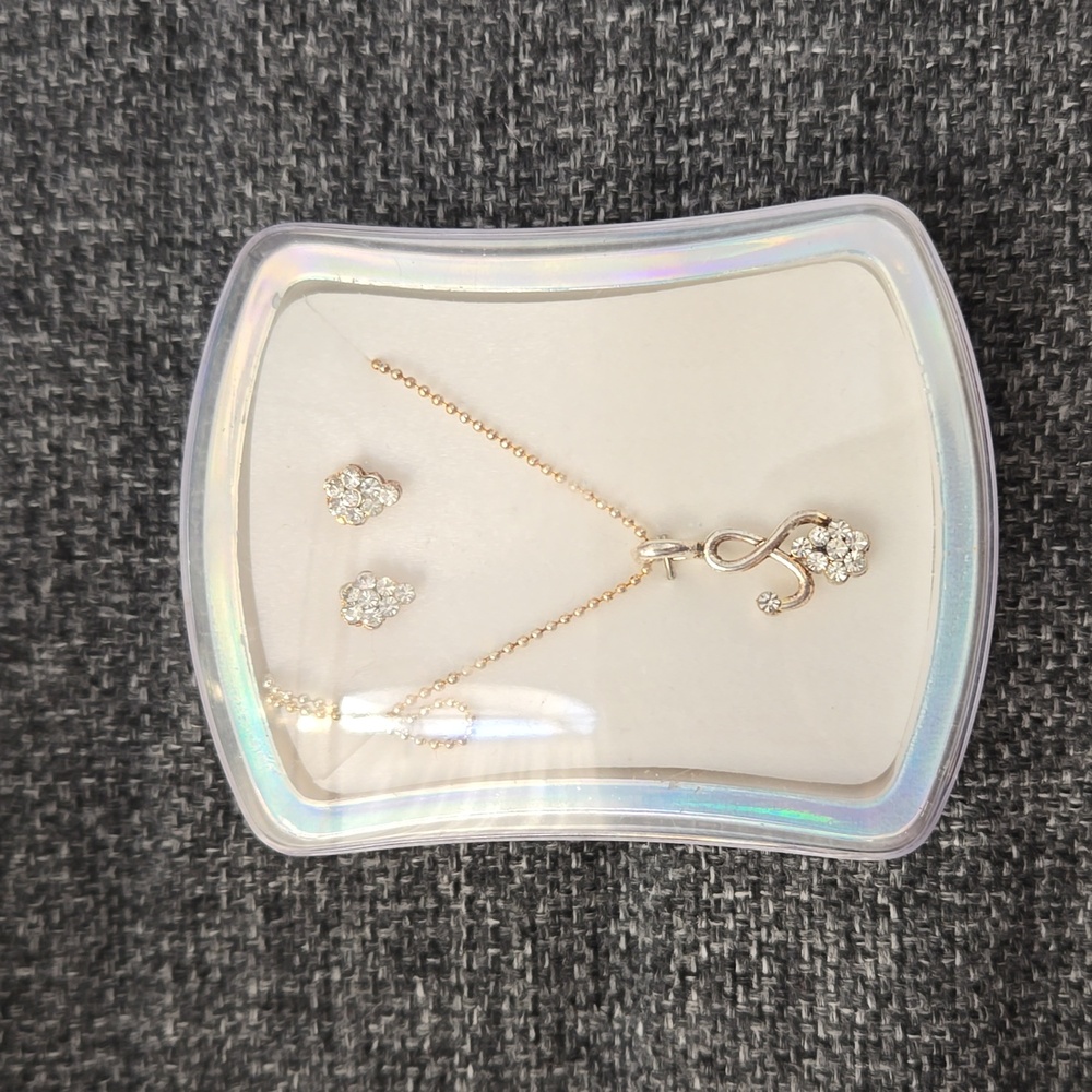 Necklace and matching earrings